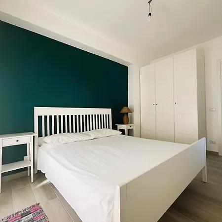 Da Rosalia Apartment Capo dʼOrlando